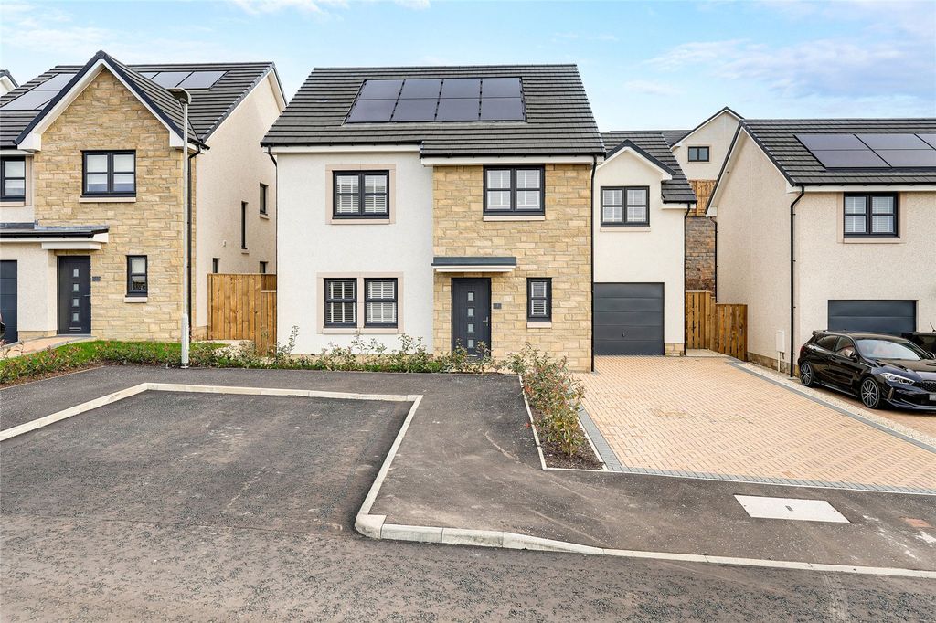 Property photo 2 of 26 Exterior