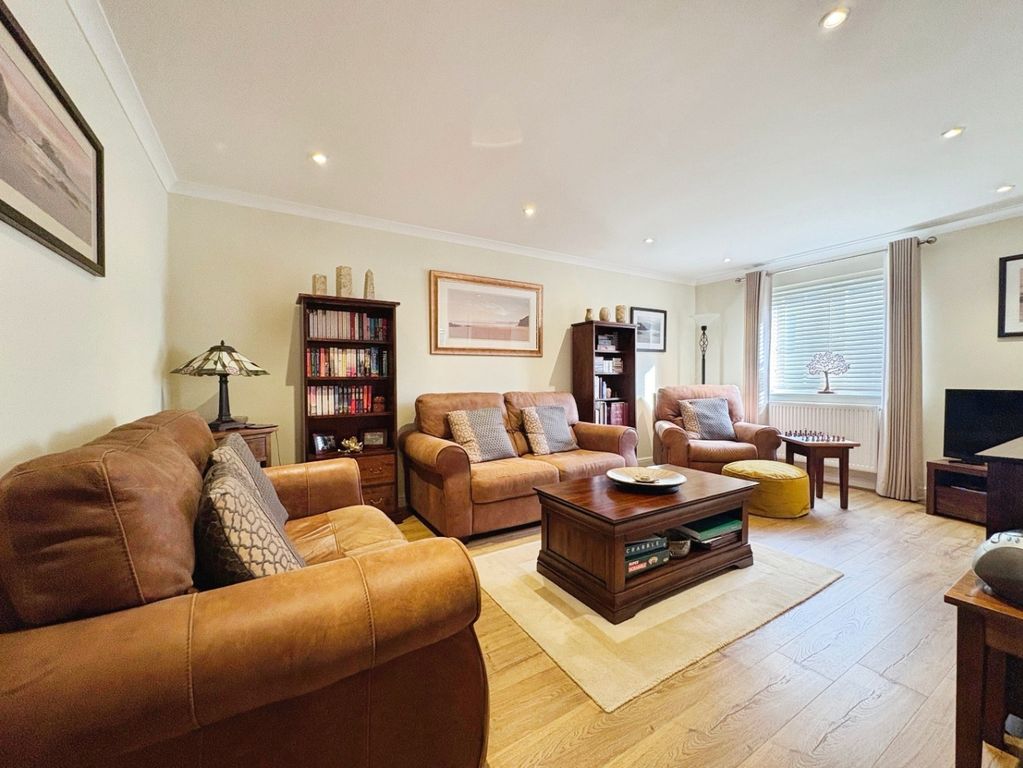 Property photo 3 of 20 5691165