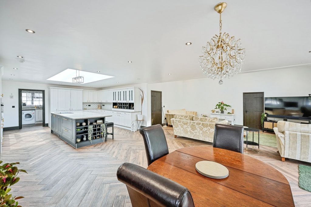 Property photo 2 of 27 Kitchen /Family Room
