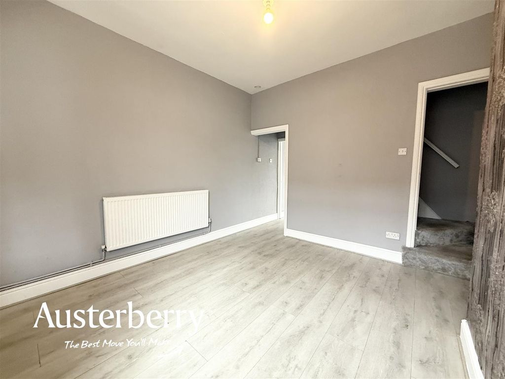 Property photo 3 of 13 Img_4825.Jpg