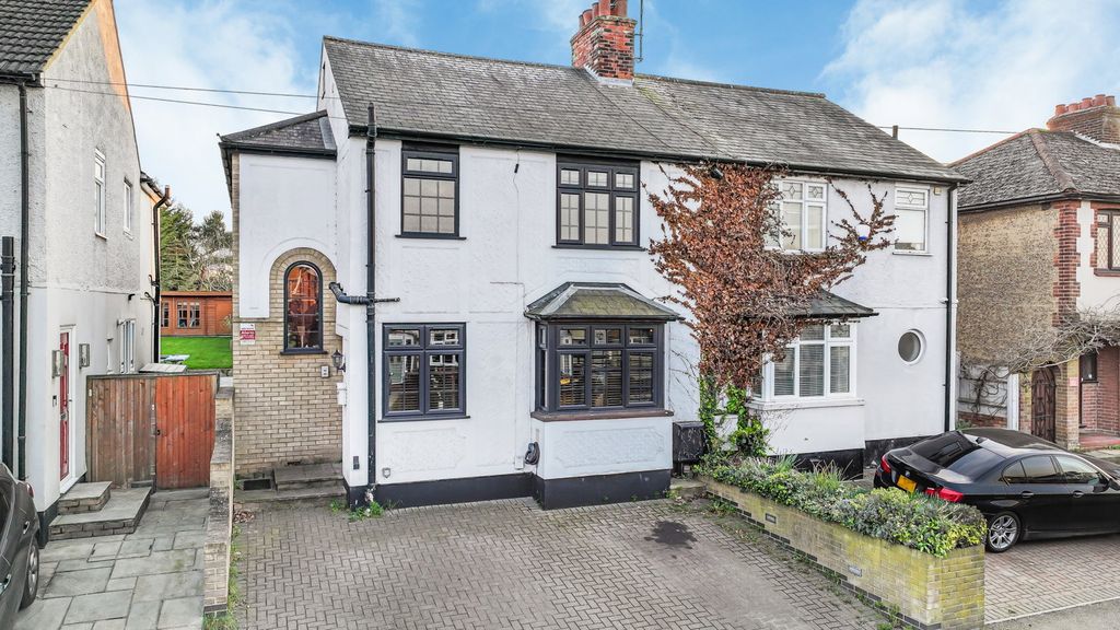 Property photo 1 of 31