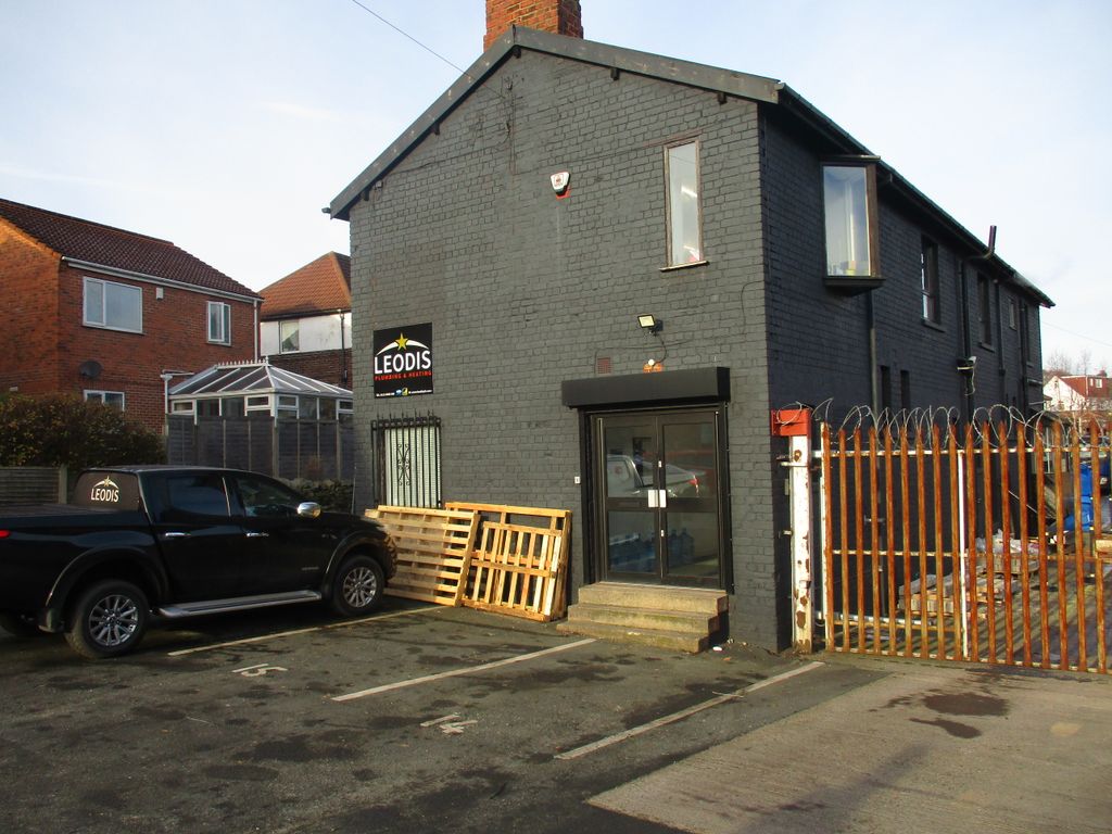 Property photo 2 of 4