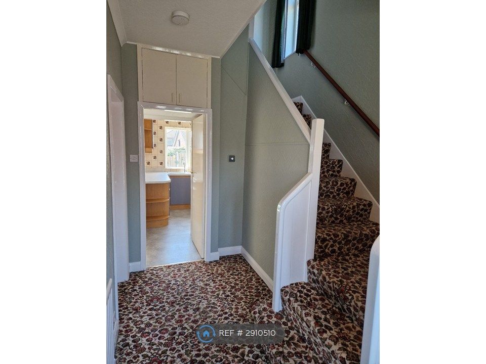 Property photo 2 of 11 Entrance Hall And Stairs