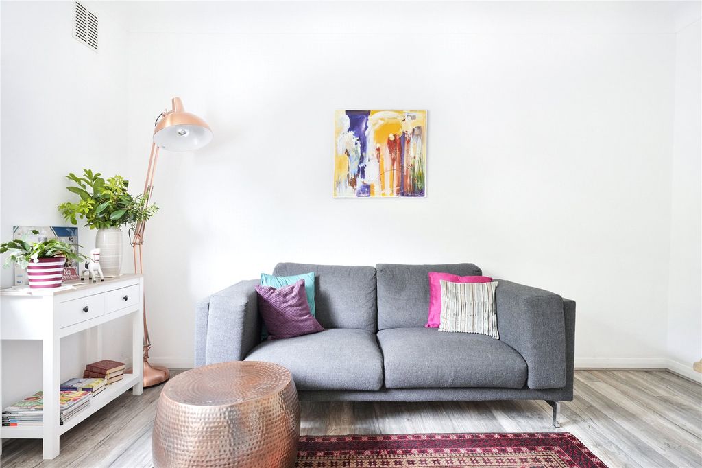 Property photo 3 of 12 Picture No. 11