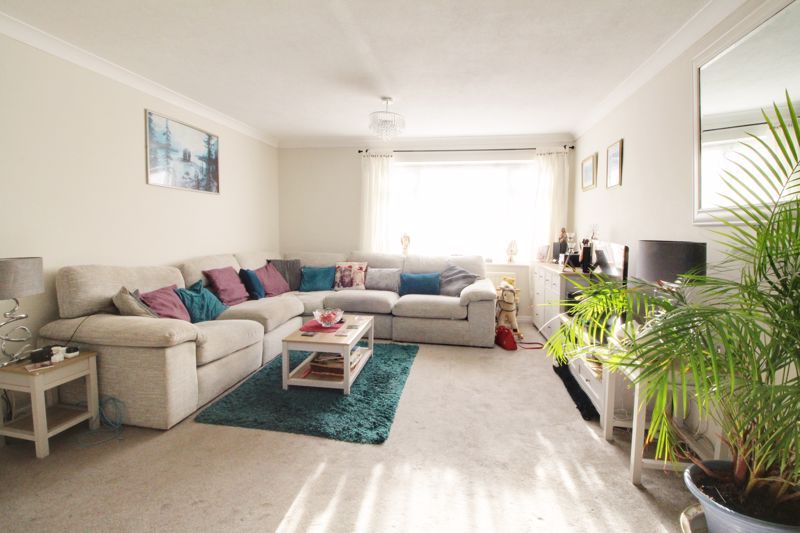 Property photo 2 of 10 Photo 8