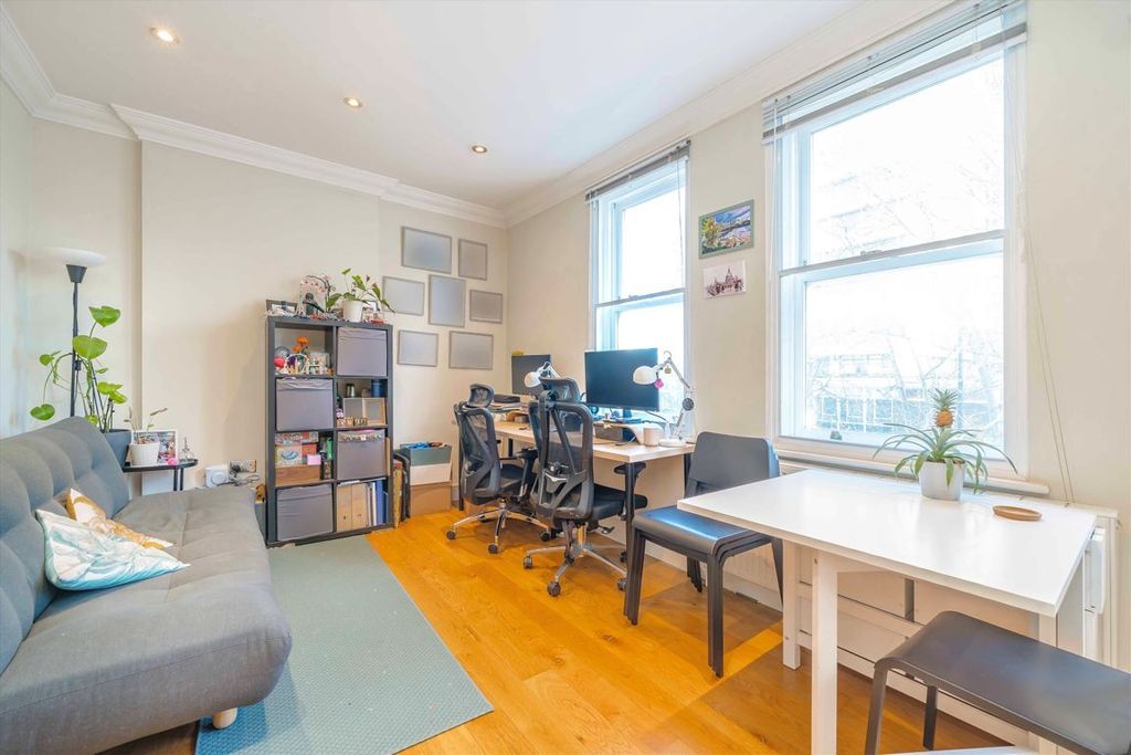 Property photo 1 of 3