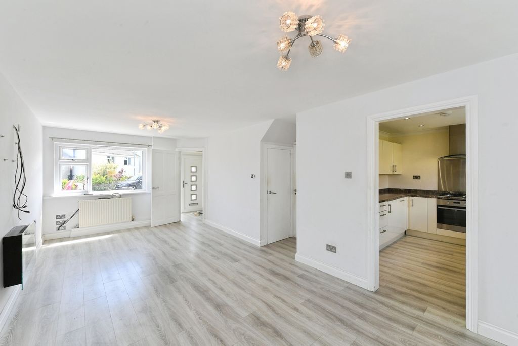 Property photo 2 of 19 Pbox-Img.Jpg