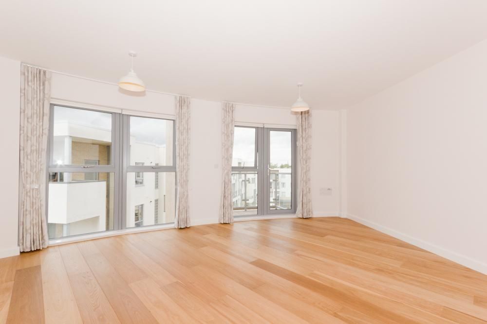 Property photo 3 of 9 Living Room