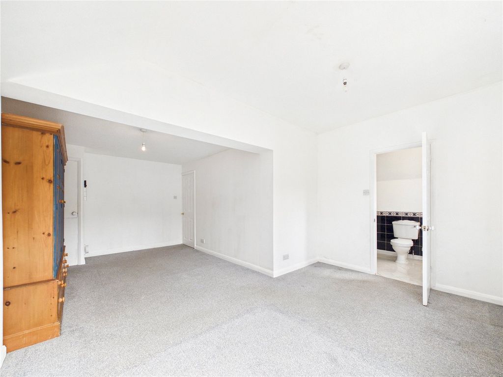 Additional image 13 of 3 bed semi-detached house to rentMeadow View Road, Sudbury, Suffolk CO10