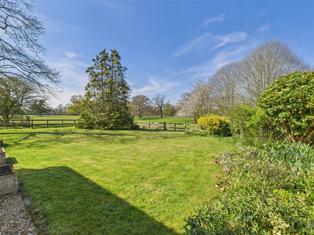 Property photo 3 of 31 Picture No. 13