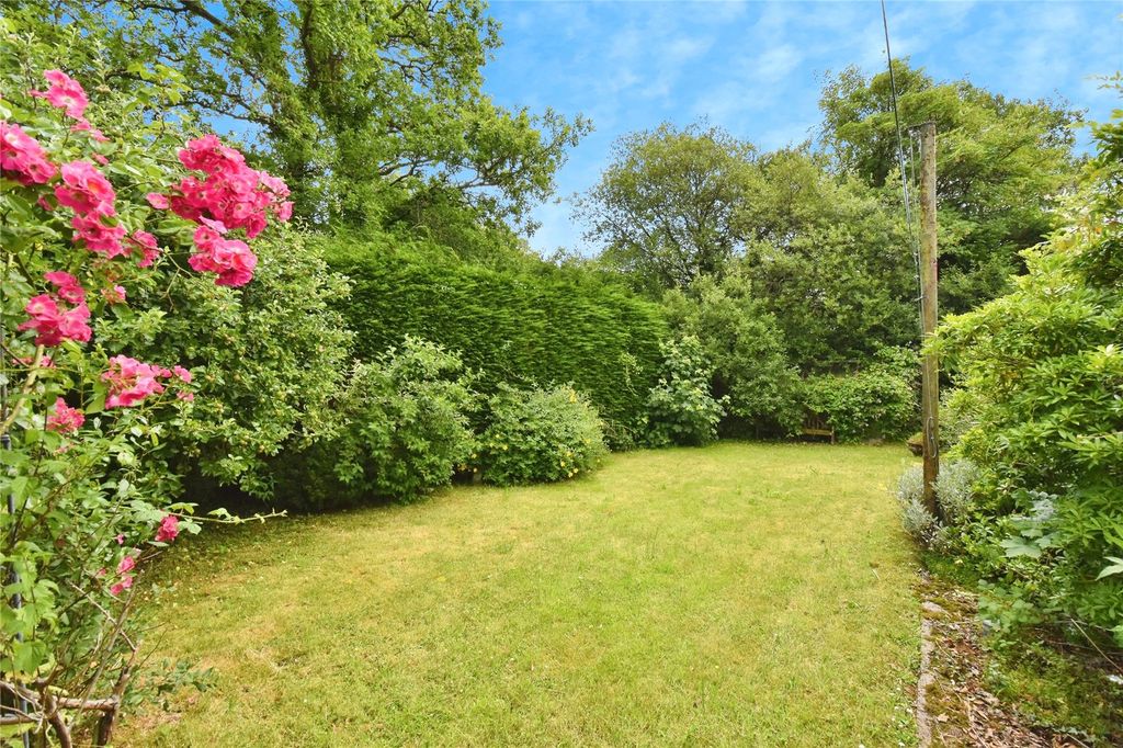 Property photo 2 of 26 Picture No. 27