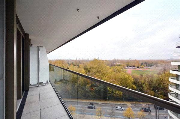 Property photo 2 of 10 Balcony