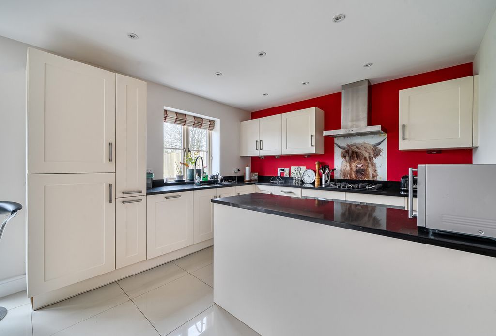 Property photo 3 of 20 1437597-6-69c665d...