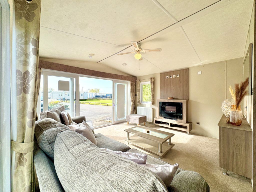 Property photo 3 of 14 Delta Cambridge 2018 Car0024679 134994480.Jpeg