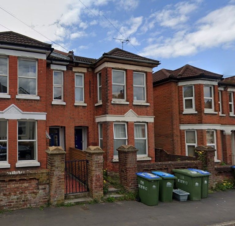 Property photo 1 of 4