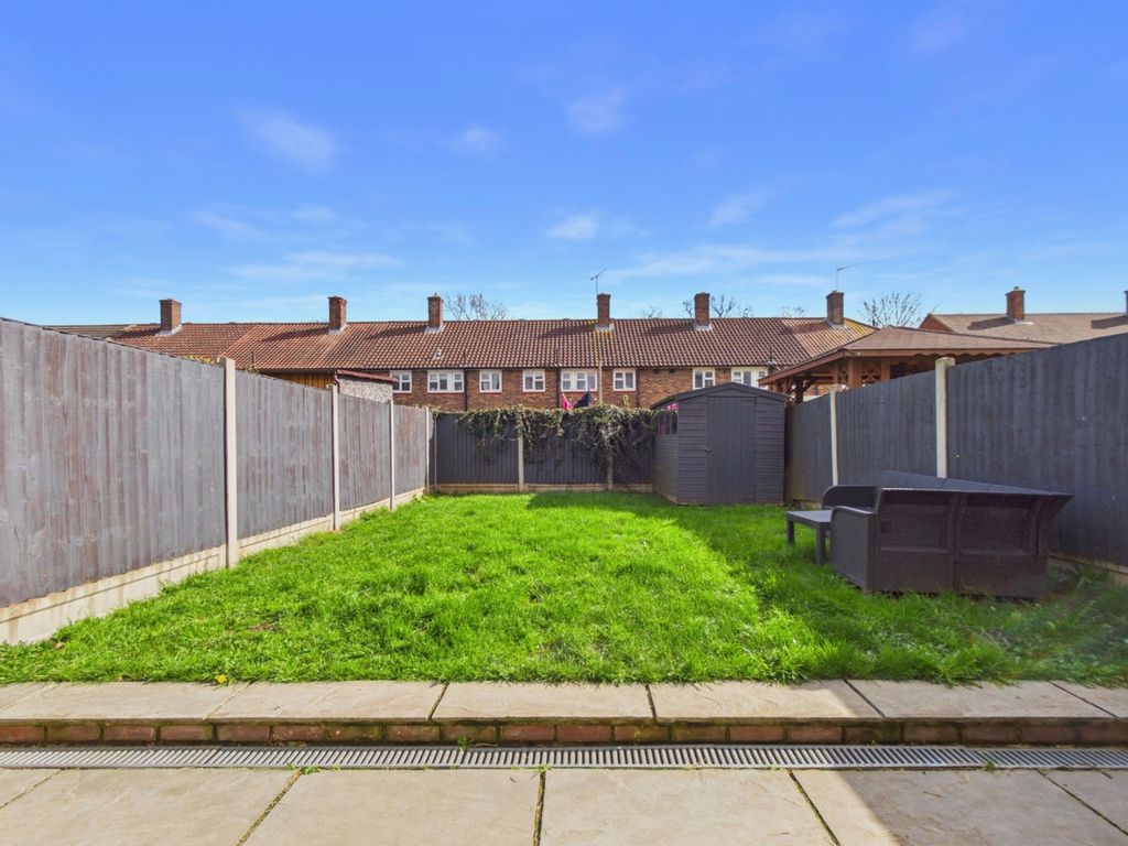 Property photo 3 of 19 4931315