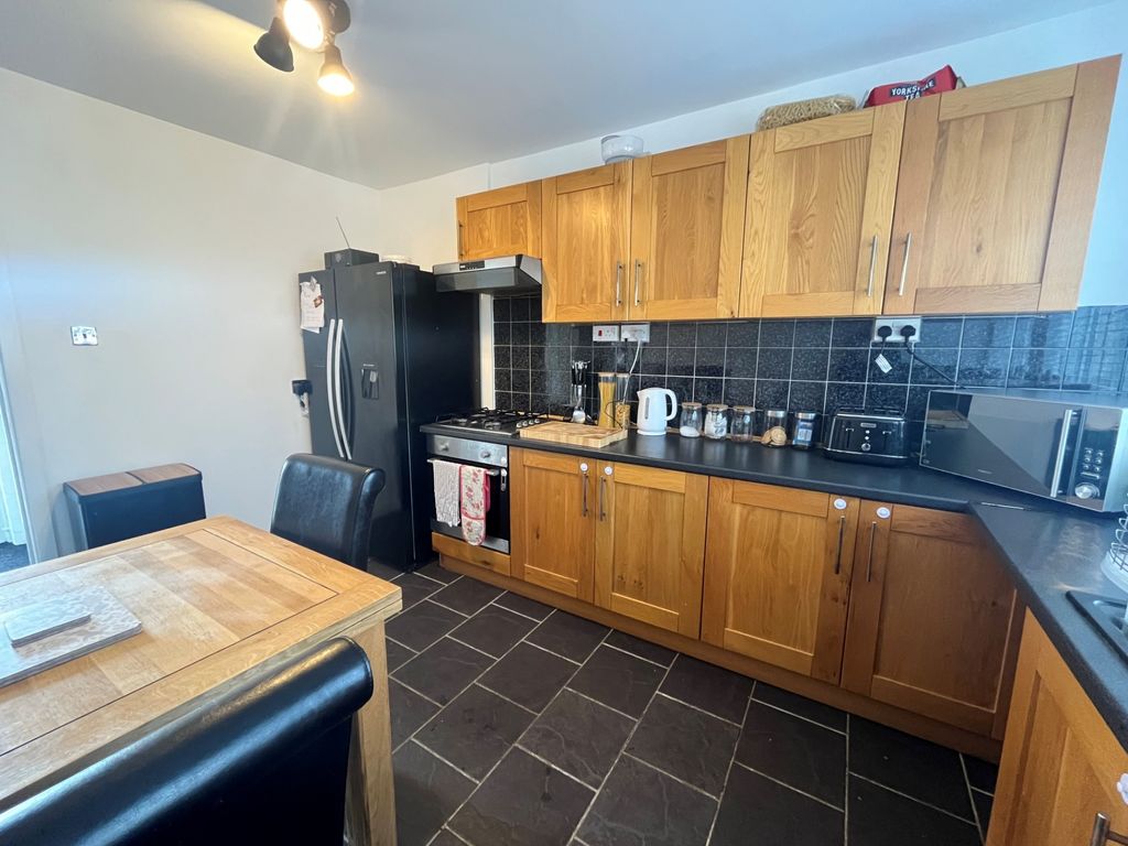 Property photo 3 of 15 Photo 7