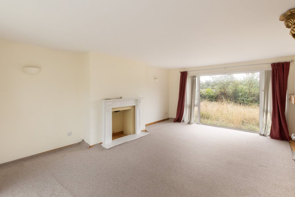 Property photo 2 of 16 Picture No. 17