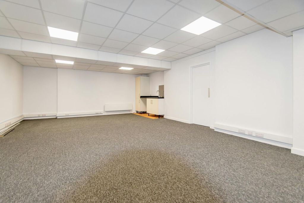 Property photo 2 of 5 4.Jpg