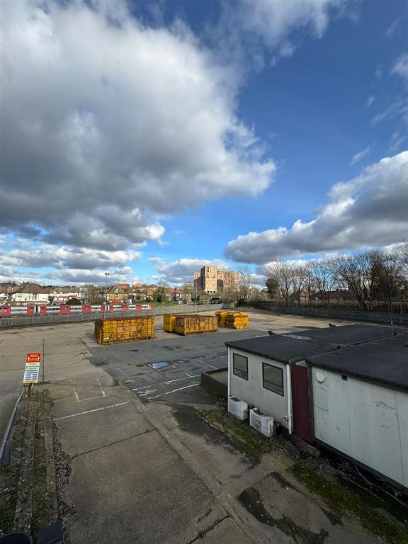 Property photo 3 of 6 Photo-2026-02-14-22-00-26 4.Jpg