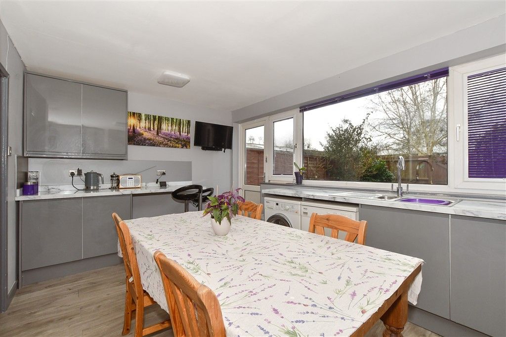 Property photo 2 of 13 Kitchen