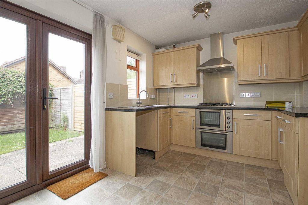 Property photo 2 of 15