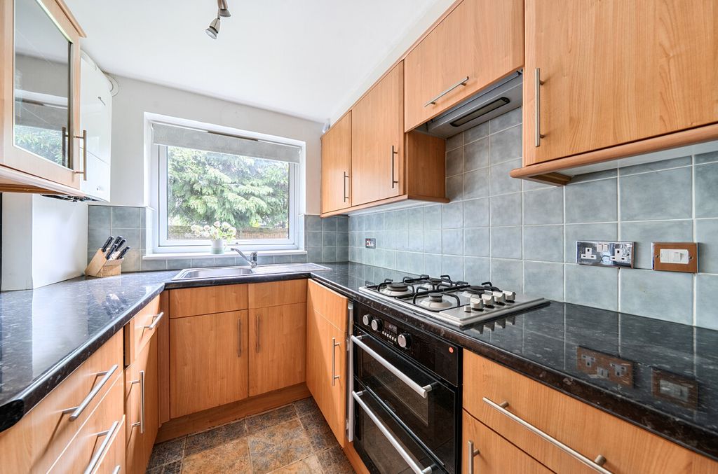 Property photo 3 of 20 1464753-16-6A0d7E...