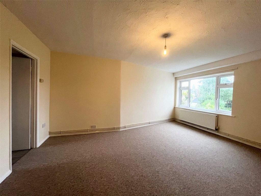 Property photo 3 of 8 Picture No. 07