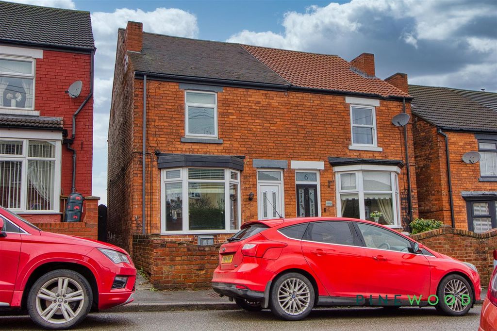 Property photo 1 of 18 Front