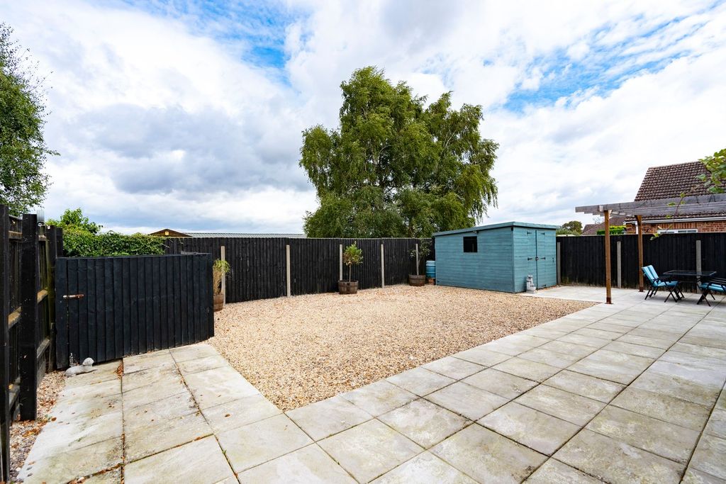 Property photo 3 of 19