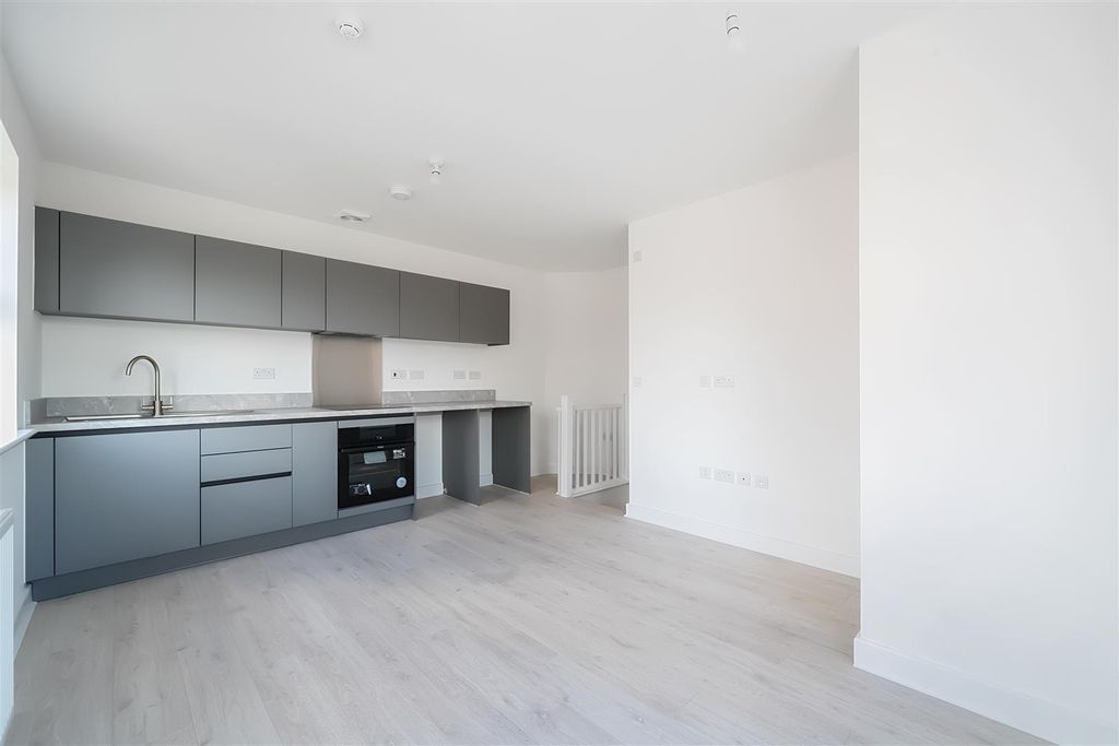 Property photo 2 of 10 1148499 (7).Jpg