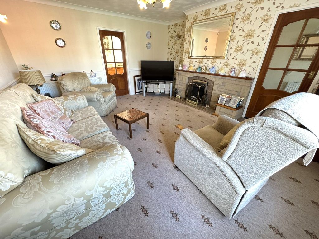 Property photo 2 of 22