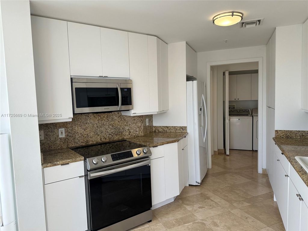 Property photo 3 of 4 <Alttext/>