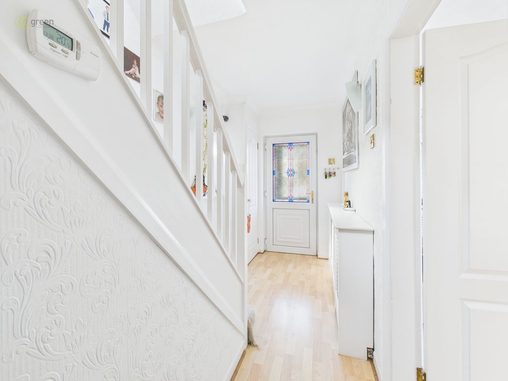 Property photo 3 of 28