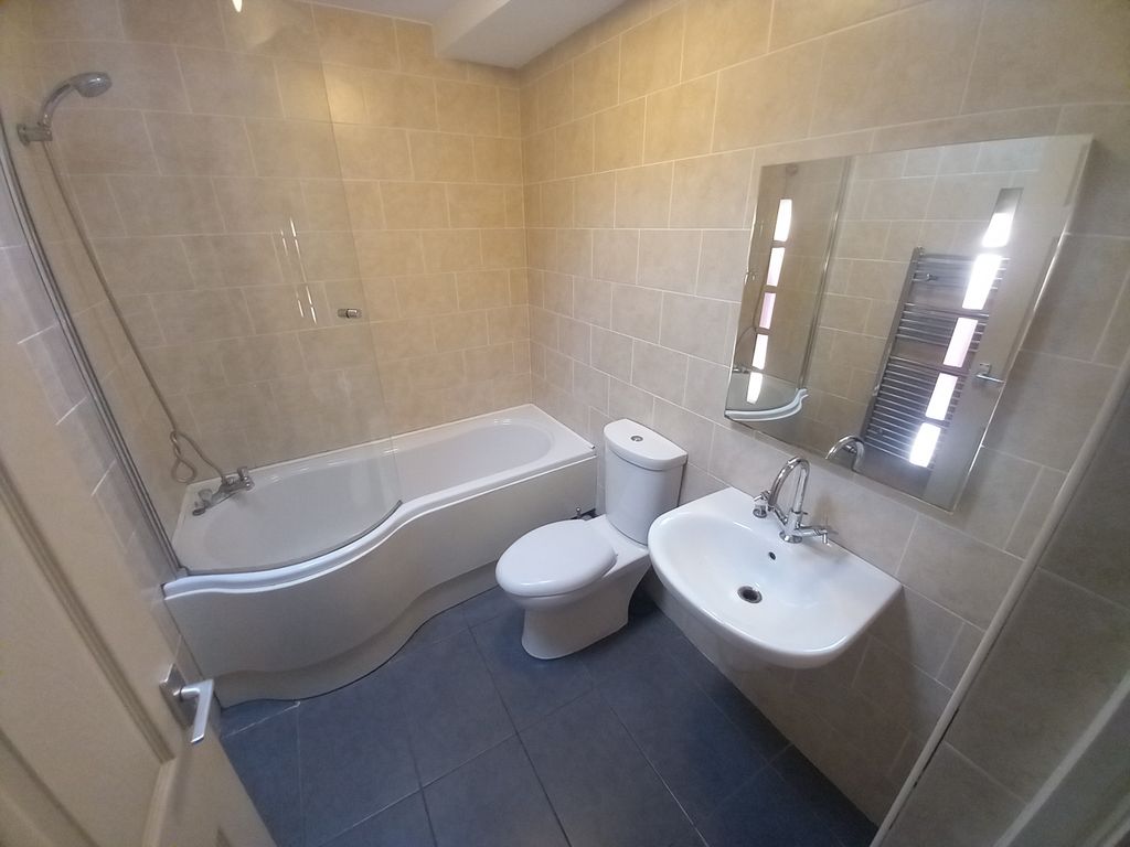 Additional image 4 of 2 bed mews to rentHigh Street, Bangor LL57