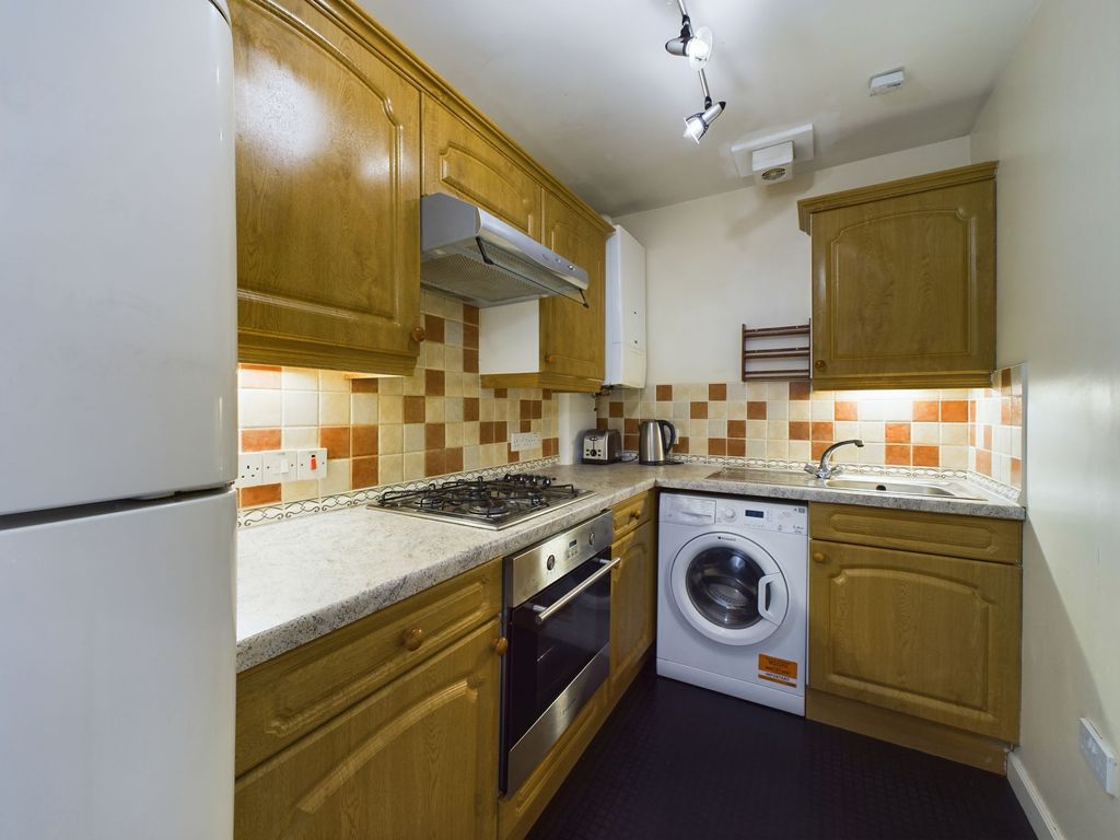Property photo 3 of 14