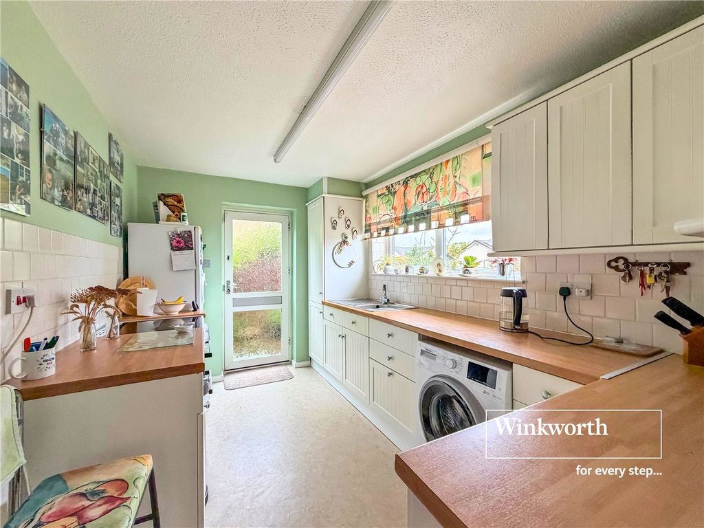 Property photo 3 of 14 Picture No. 13