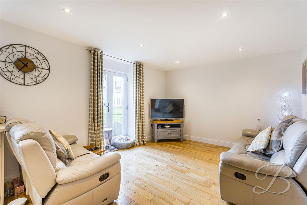 Property photo 3 of 22 Ccltd5.Jpg