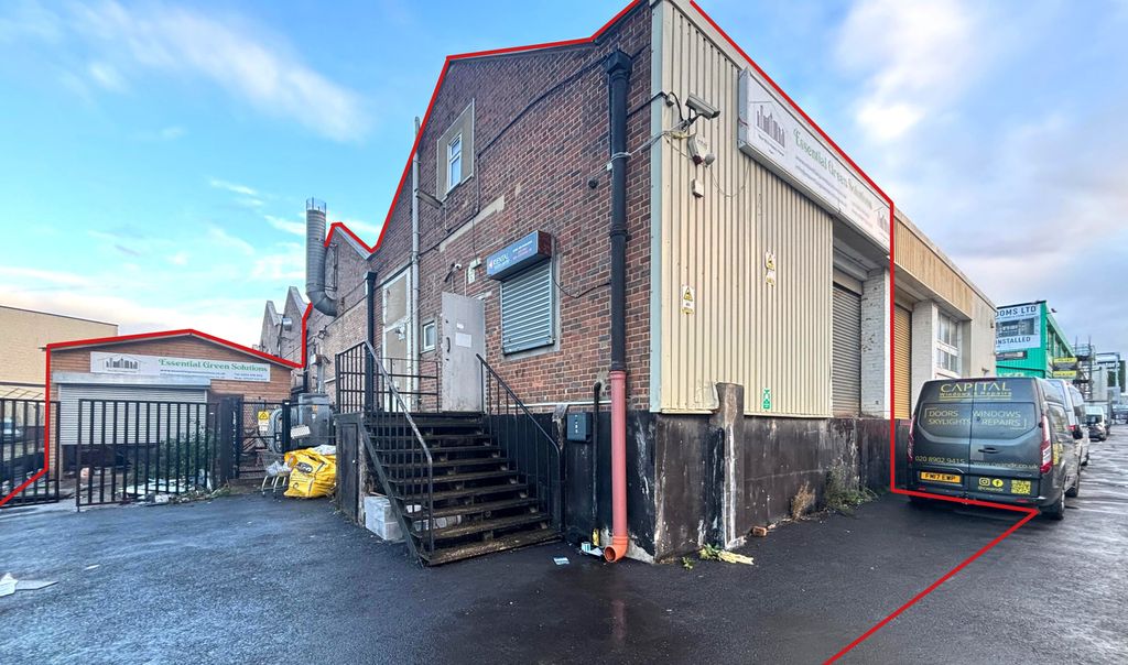 Property photo 1 of 7