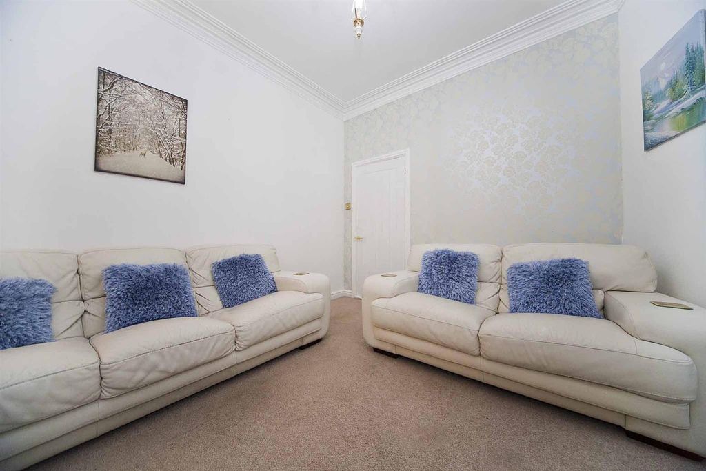 Property photo 3 of 23