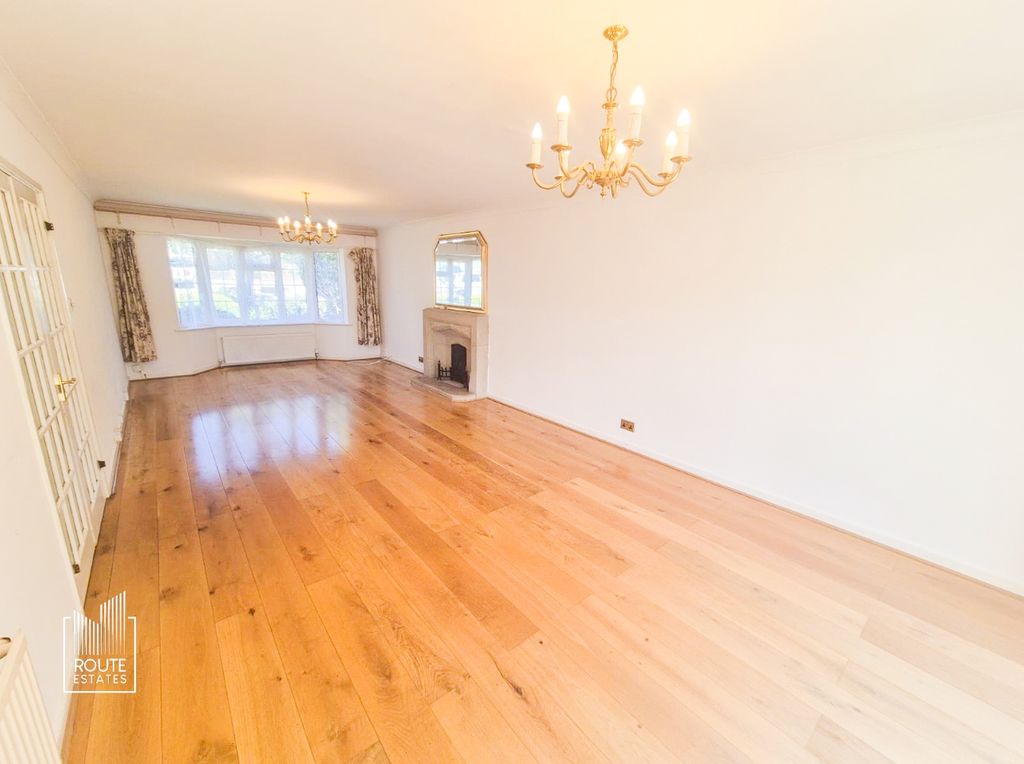 Property photo 2 of 19 Photo 15