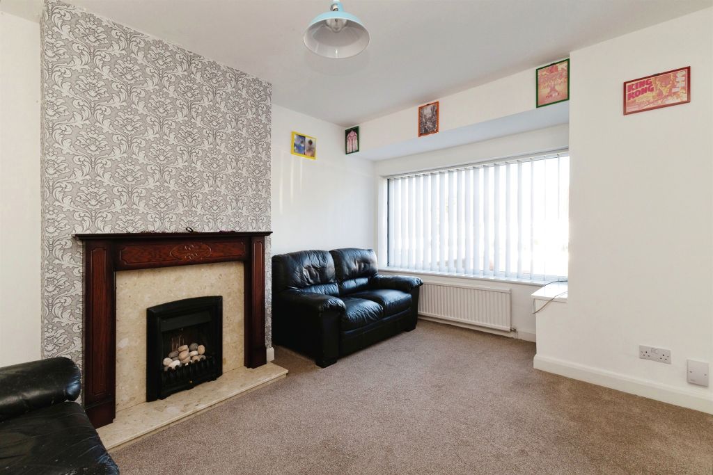 Property photo 2 of 14