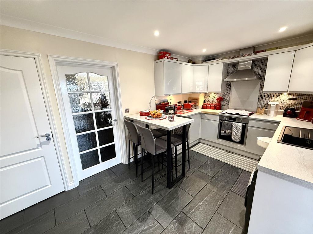 Property photo 3 of 26 Img_3302.Jpg