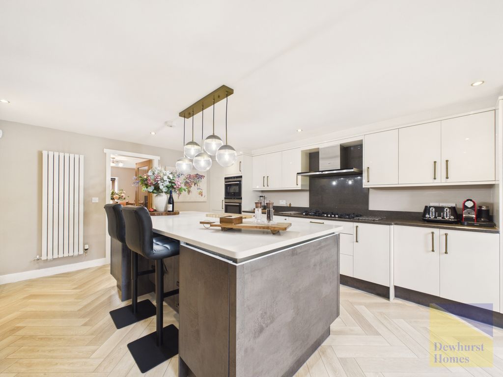 Property photo 2 of 23