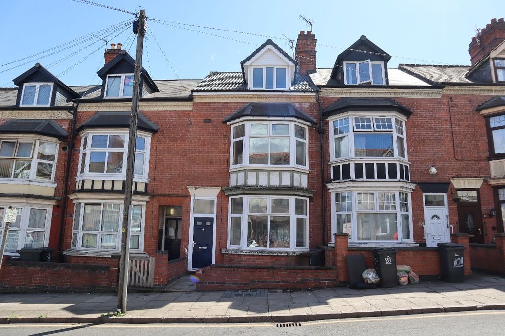 Property photo 1 of 13