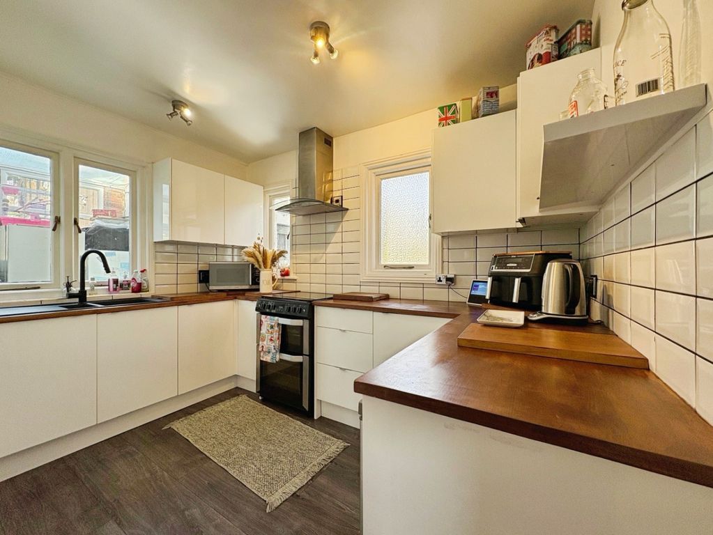 Property photo 3 of 19 5154113