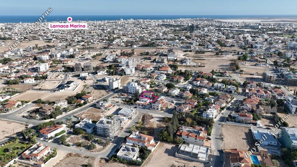 Property photo 3 of 29