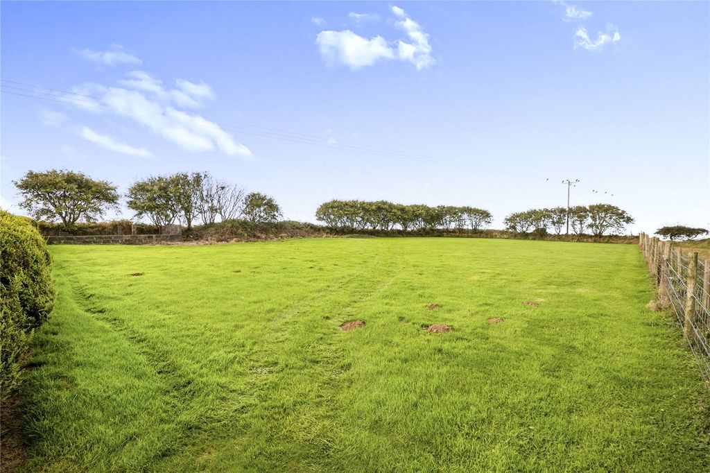 Property photo 2 of 27 Picture No. 06