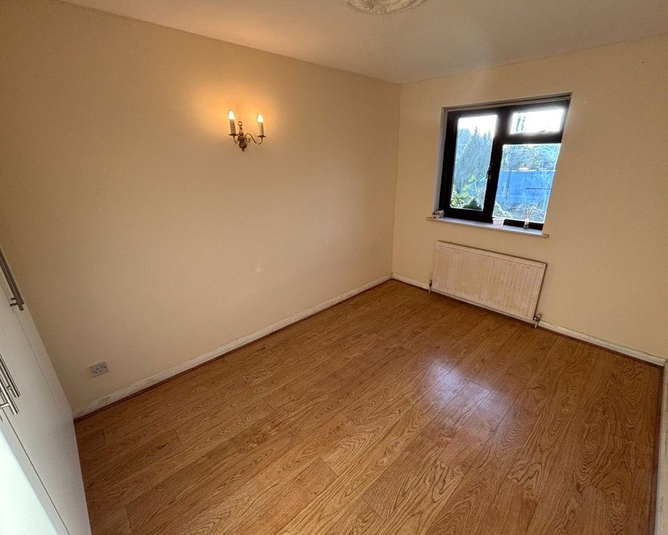 Property photo 3 of 5 Picture No. 03