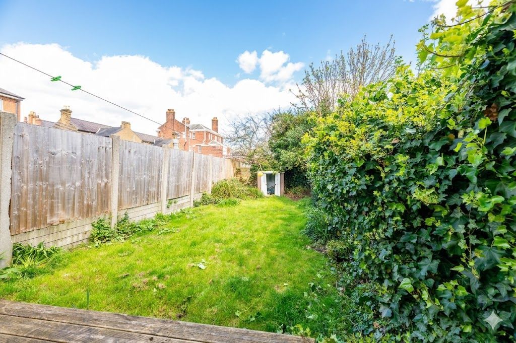 Property photo 2 of 8